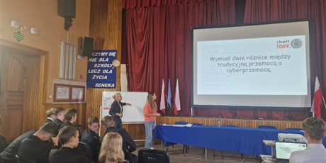 Powiększ grafikę: stop-przemocy-rowiesniczej-w-conradinum-643994.jpg