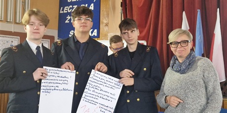 Powiększ grafikę: stop-przemocy-rowiesniczej-w-conradinum-643999.jpg