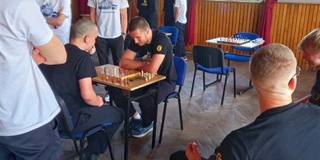 Powiększ grafikę: szkolny-turniej-szachowy-o-puchar-rady-rodzicow-soit-conradinum-699067.jpg