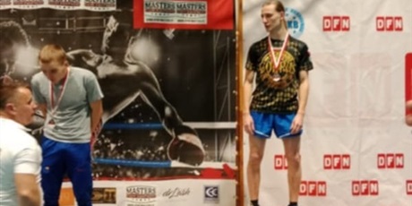 Uczeń klasy 5 DK  zdobywa I miejsce w grudniowych Ogólnopolskich Zawodach K-1 w kickboxingu