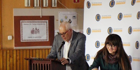 Powiększ grafikę: uroczysta-gala-i-wreczenie-nagrod-laureatom-xxi-ogolnopolskiego-konkursu-barwy-morza-2026-695920.jpg