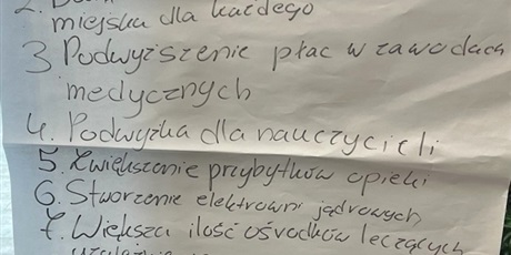 Powiększ grafikę: uroczysta-inauguracja-edukacji-obywatelskiej-w-ecs-637022.jpg