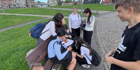 Powiększ grafikę: uroczysta-inauguracja-edukacji-obywatelskiej-w-ecs-637046.jpg