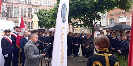Powiększ grafikę: uroczyste-odsloniecie-tablicy-upamietniajacej-miejsce-jego-zamieszkania-karola-fryderyka-conradiego-629510.jpg