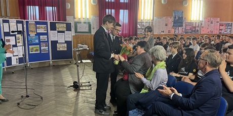 Powiększ grafikę: uroczyste-podsumowanie-konkursu-sladami-hanzy-w-gdansku-i-w-miastach-partnerskich-niemiec-613797.jpg