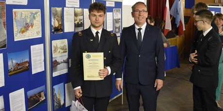 Powiększ grafikę: uroczyste-podsumowanie-konkursu-sladami-hanzy-w-gdansku-i-w-miastach-partnerskich-niemiec-613804.jpg
