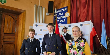 Powiększ grafikę: uroczyste-pozegnanie-maturzystow-2026-689800.jpg