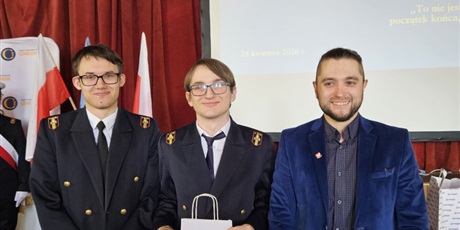 Powiększ grafikę: uroczyste-pozegnanie-maturzystow-2026-689805.jpg