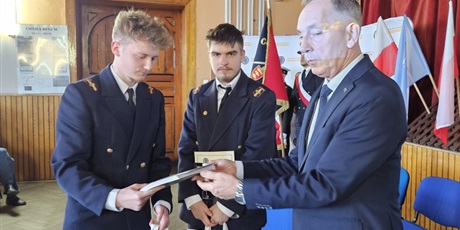 Powiększ grafikę: uroczyste-pozegnanie-maturzystow-2026-689817.jpg