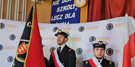 Powiększ grafikę: uroczyste-pozegnanie-maturzystow-2026-689824.jpg