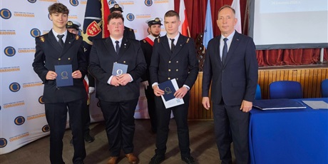 Powiększ grafikę: uroczyste-pozegnanie-maturzystow-2026-689839.jpg