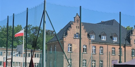 Powiększ grafikę: uroczyste-zakonczenie-roku-szkolnego-2025-26-706681.jpg
