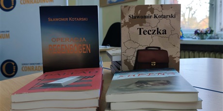 Powiększ grafikę: wizyta-wyjatkowego-autora-w-conradinum-663706.jpg