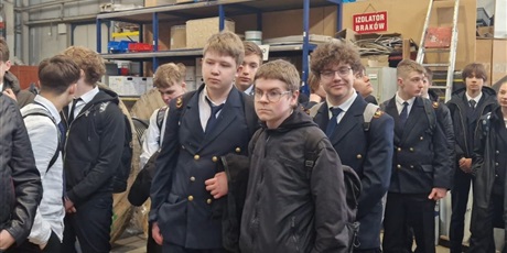 Powiększ grafikę: wycieczka-zawodoznawcza-klasy-1a-688142.jpg