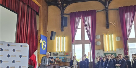 Powiększ grafikę: zakonczenie-roku-szkolnego-2024-2025-631021.jpg